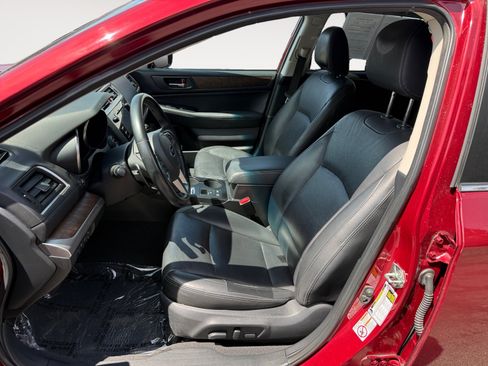 Used 2015 Subaru Outback 2.5i Limited AWD/4WD image 10