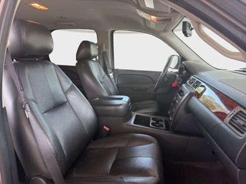 Used 2013 GMC Yukon SLT AWD/4WD image 18
