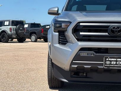 New 2026 Toyota Tacoma SR5