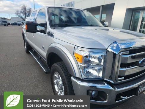 Used 2013 Ford F250 Lariat w/ Chrome Pkg image 3