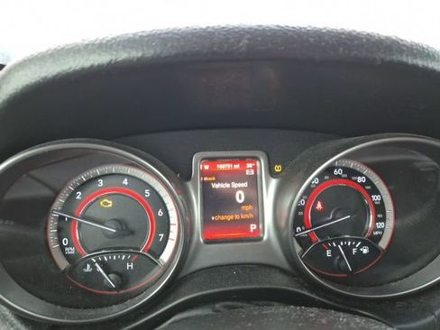 Used 2015 Dodge Journey Crossroad w/ Flexible Seating Group image 17