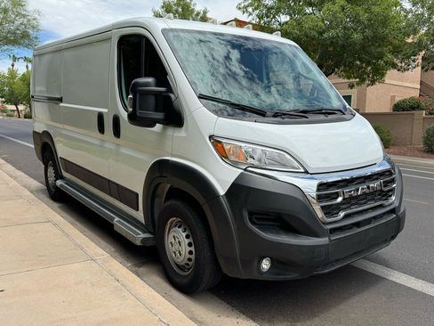 Used 2025 RAM ProMaster 2500 w/ U-Haul Equipment Group FWD image 7