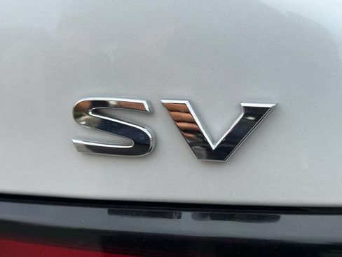 Used 2024 Nissan Sentra SV FWD image 12