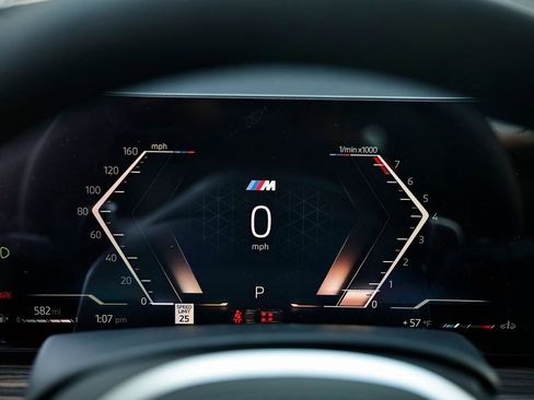 New 2026 BMW X7 xDrive40i w/ M Sport Package image 34