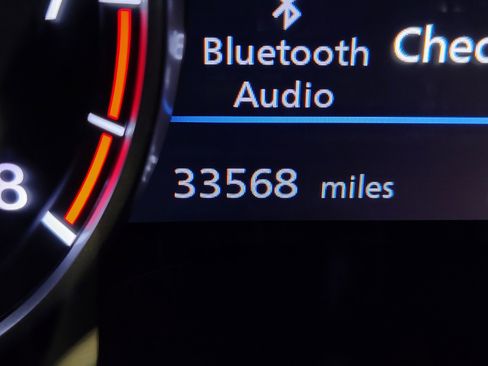 Used 2024 Nissan Sentra SV image 2