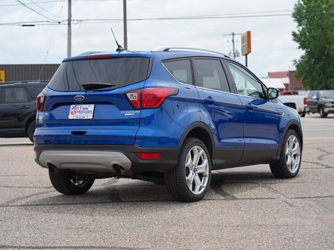 Used 2019 Ford Escape Titanium AWD/4WD image 3