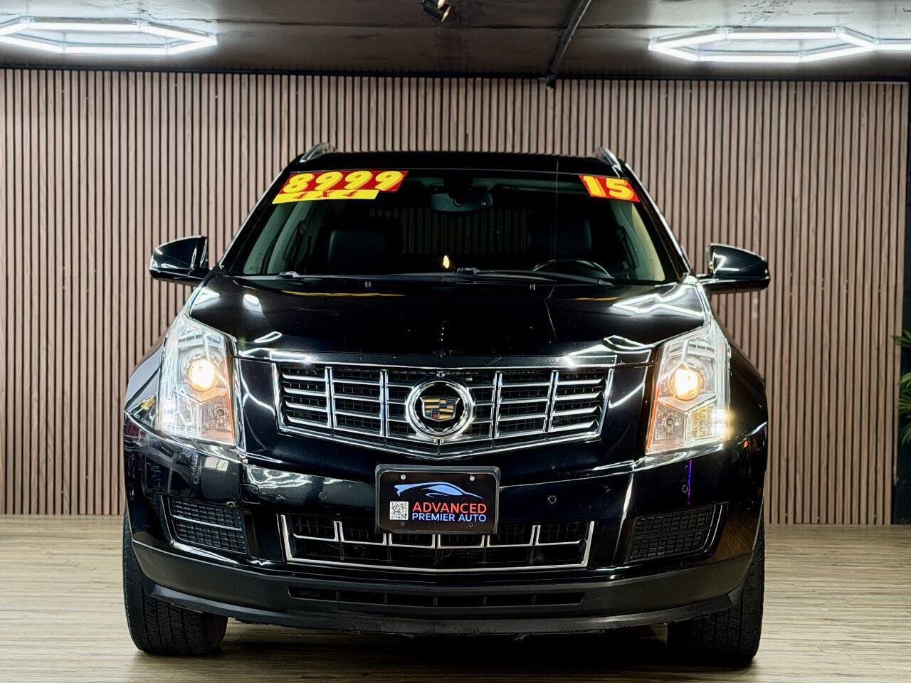 Used 2015 Cadillac SRX Luxury AWD/4WD image 2