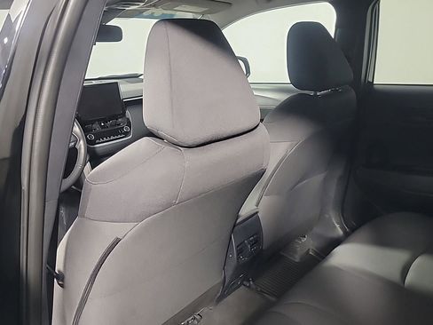 Used 2024 Toyota Corolla Cross LE image 18