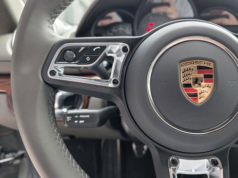 Certified 2025 Porsche 718 Cayman S RWD image 25