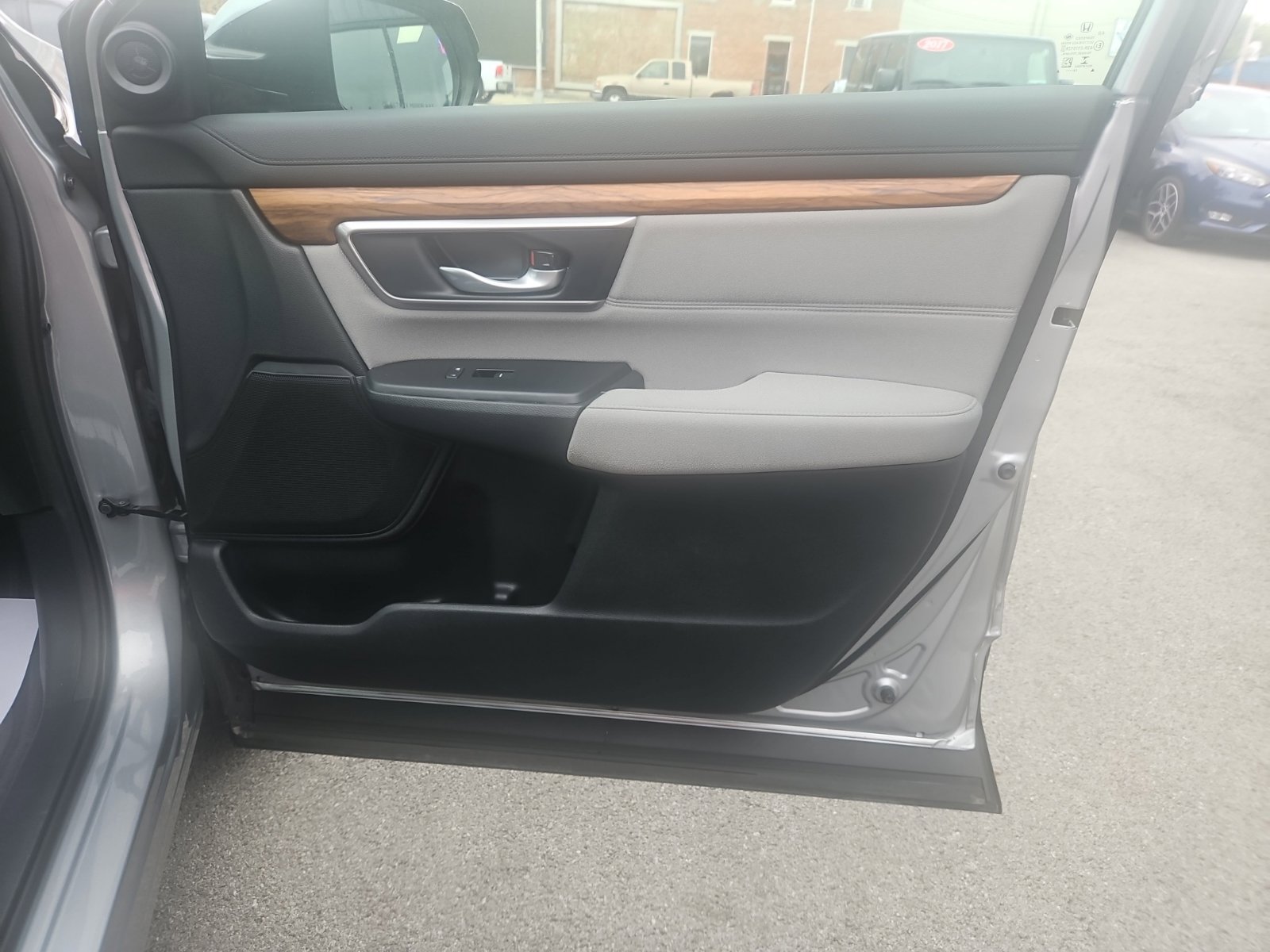 Used 2019 Honda CR-V EX image 24