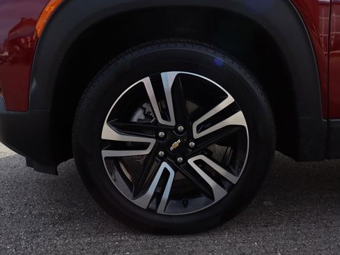 Used 2023 Chevrolet TrailBlazer LT w/ Convenience Package image 24