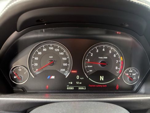 Used 2018 BMW M3 CS w/ Executive Package RWD image 11