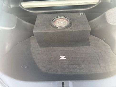 Used 2017 Nissan 370Z Coupe RWD image 32