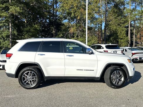 Used 2020 Jeep Grand Cherokee Limited w/ Luxury Group II image 32