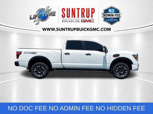 Used 2023 Nissan Titan PRO-4X w/ Pro-4x Convenience Package AWD/4WD image 7