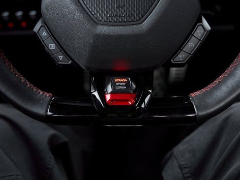 Used 2023 Lamborghini Huracan Tecnica image 60