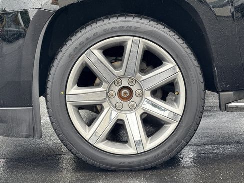 Used 2015 Cadillac Escalade Premium image 37