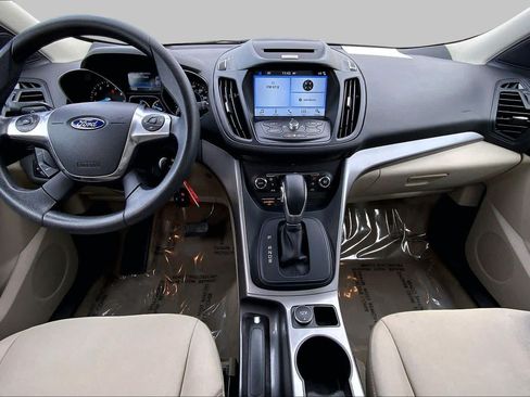 Used 2016 Ford Escape SE w/ Equipment Group 201A FWD image 14