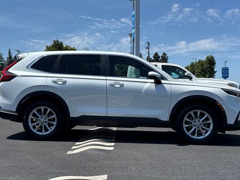 Used 2024 Honda CR-V EX image 8