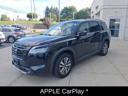 Used 2022 Nissan Pathfinder SL w/ Lighting Package (N92) AWD/4WD image 9