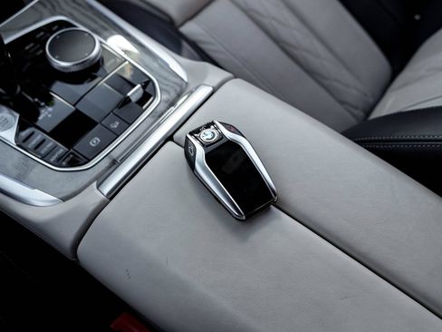 Used 2019 BMW X7 xDrive40i w/ Dynamic Handling Package AWD/4WD image 68