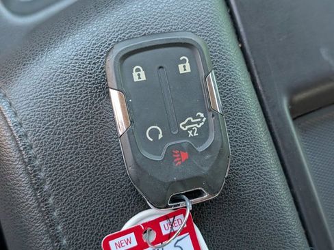 Used 2021 Chevrolet Silverado 1500 LT image 28