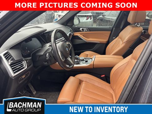 Used 2021 BMW X5 xDrive40i w/ M Sport Package image 5