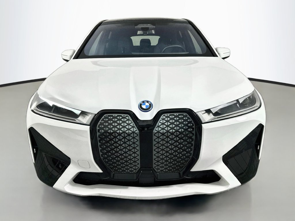 Certified 2024 BMW iX xDrive50 w/ Premium Package AWD/4WD image 2