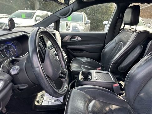 Used 2018 Chrysler Pacifica Limited w/ Advanced Safetytec Group image 22