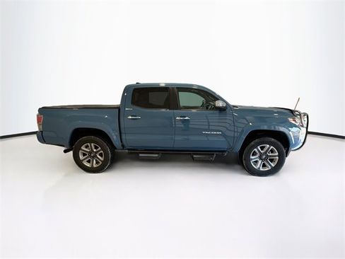 Certified 2019 Toyota Tacoma Limited image 7