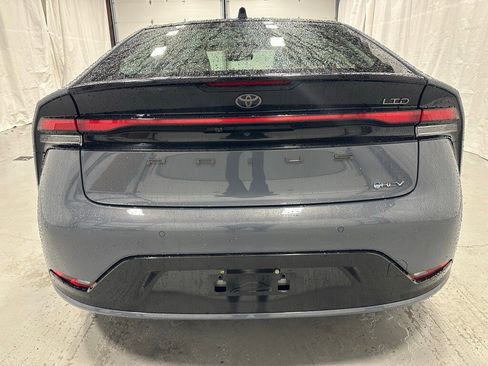 Used 2024 Toyota Prius Limited image 6