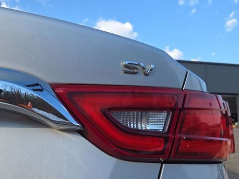Used 2017 Nissan Maxima 3.5 SV FWD image 26