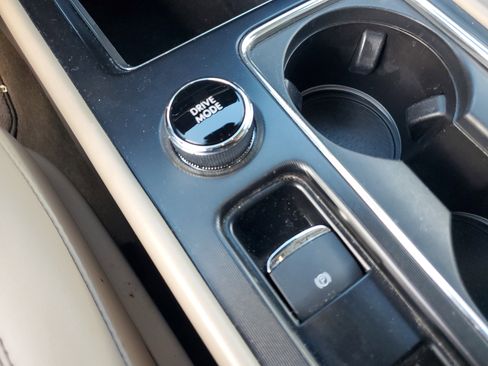 Certified 2023 Lincoln Corsair Reserve image 23