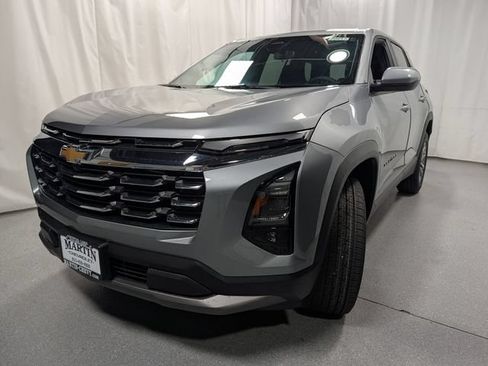 New 2027 Chevrolet Equinox LT FWD image 6