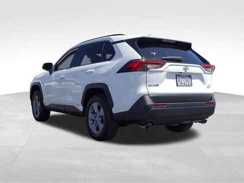 Certified 2025 Toyota RAV4 XLE w/ Convenience Package image 6