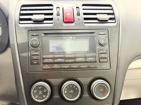 Used 2015 Subaru Forester 2.5i Premium image 16