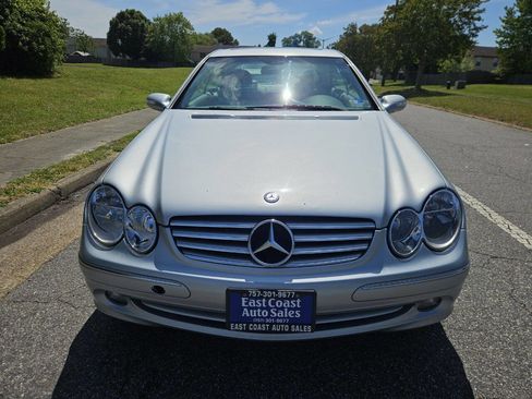 Used 2005 Mercedes-Benz CLK 320 Coupe image 8