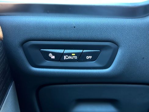 Certified 2025 BMW X5 M60i image 24