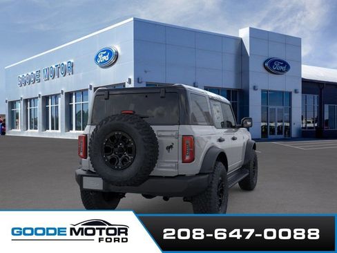 New 2026 Ford Bronco Outer Banks w/ Sasquatch Package image 8