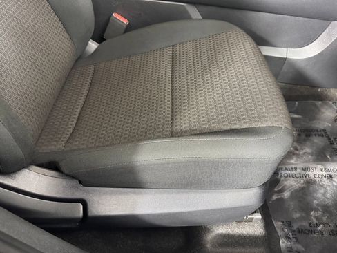 Used 2025 Nissan Kicks S AWD/4WD image 36
