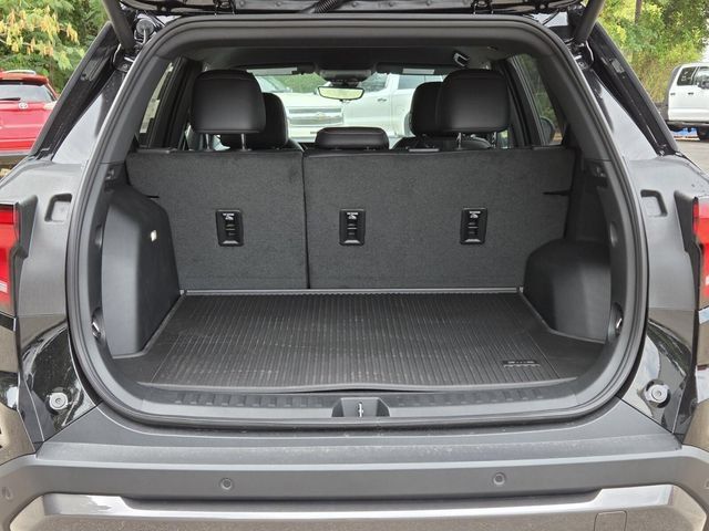 New 2027 GMC Terrain Elevation w/ Elevation Premium Package FWD image 9