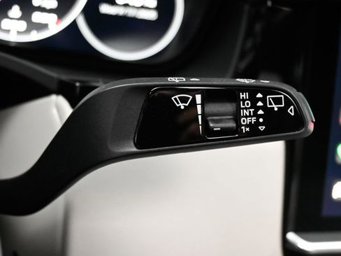 Used 2022 Porsche Cayenne S image 74