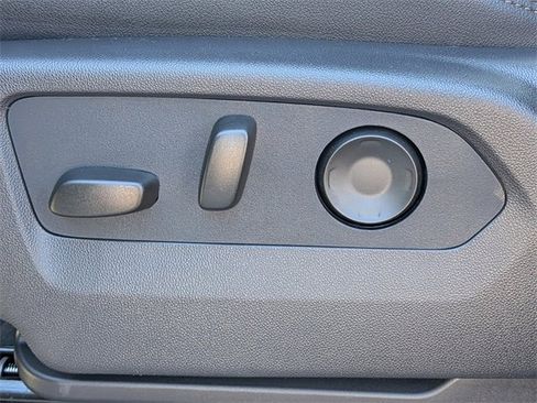 New 2026 GMC Yukon AT4 w/ AT4 Premium Plus Package image 22