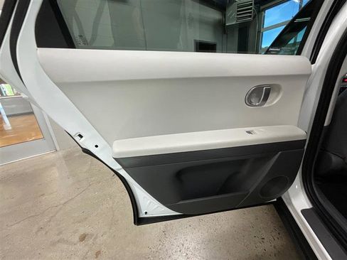 Used 2024 Hyundai Ioniq 5 SEL RWD image 20