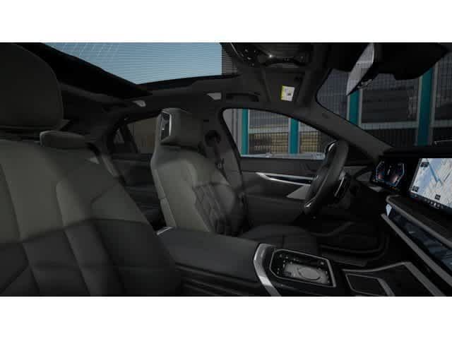 New 2026 BMW 760i xDrive w/ Executive Package AWD/4WD image 9