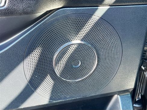 Used 2021 Ford Expedition Max XLT image 19