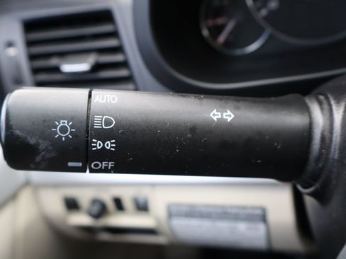Used 2011 Subaru Outback 2.5i AWD/4WD image 29