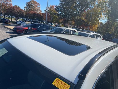 Used 2024 Honda CR-V Sport Touring image 10