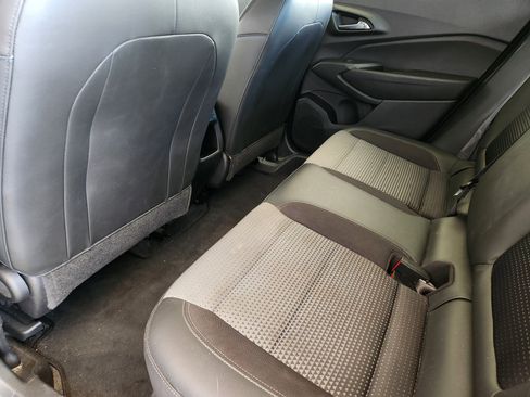 Used 2024 Chevrolet Trax LT image 31