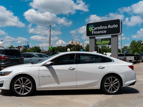 Used 2023 Chevrolet Malibu LT FWD image 3